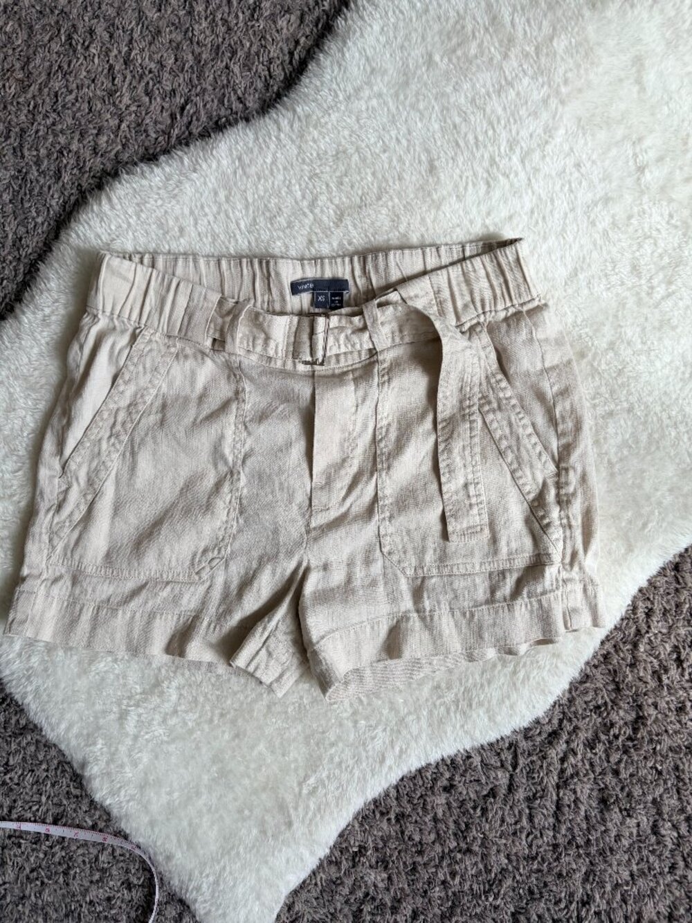 Vince Linen Blend Tan Shorts, Size XS